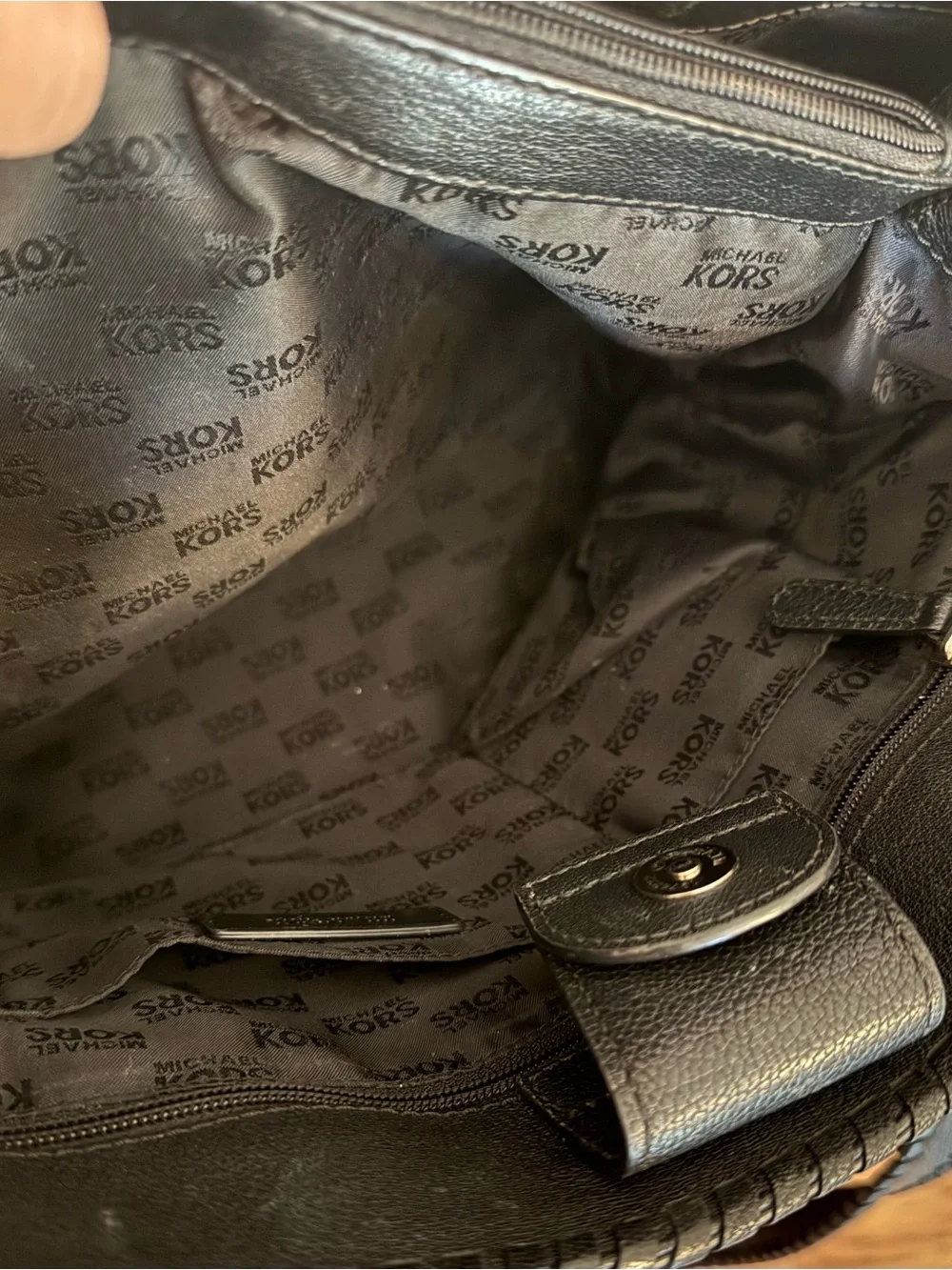 Authentic Michael Kors Whipped Hamilton East West Tote in Classic Black Perfect